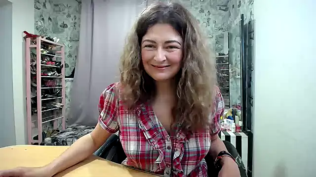 Helen1974 webcam
