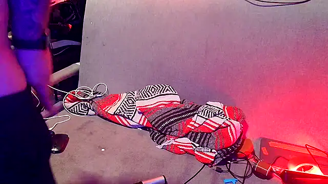 Toofst2furious99 webcam