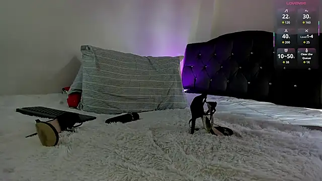 MollyCraft webcam