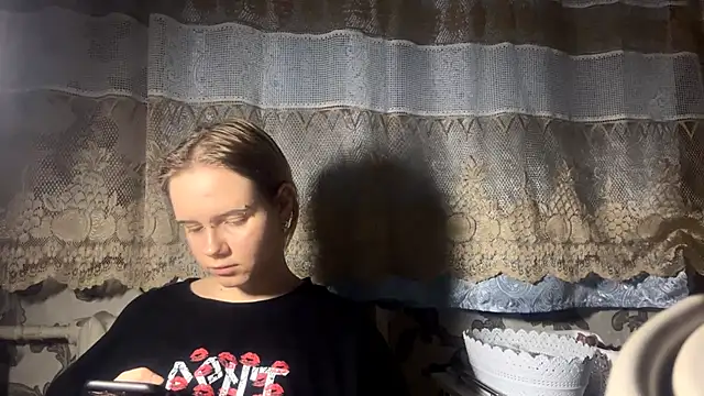 KrystenHoye webcam