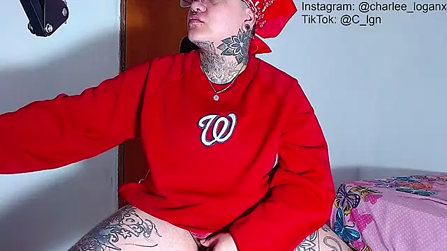 Techno_420_ webcam