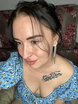 Roxana_Bell webcam