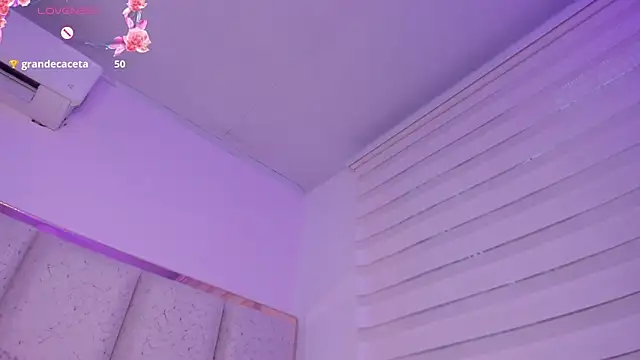 violeta_olsen webcam