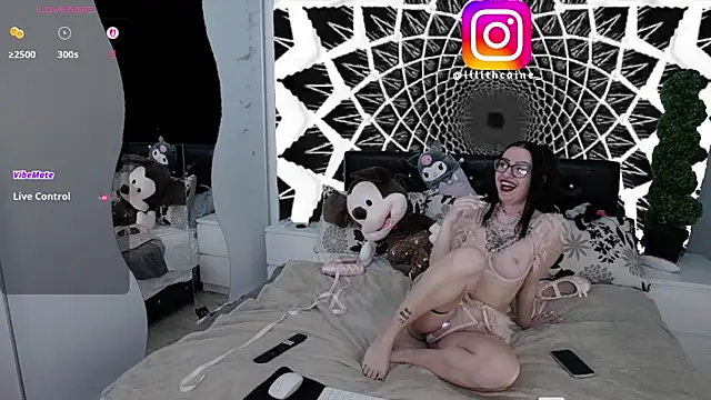 Lilithcaine webcam