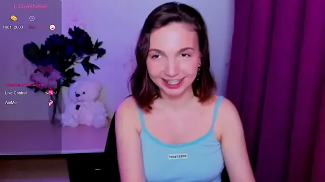 KindHazelHere_ webcam
