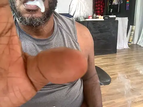 bigshh8 webcam