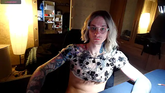 Julia_dolls webcam