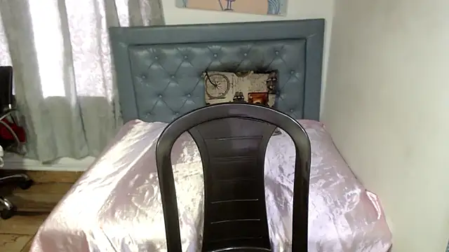 sarah_aguilar webcam