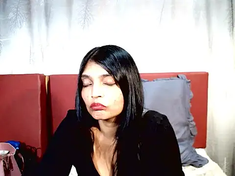IndianAlisha webcam