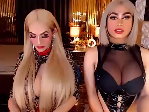 MonstrousCockDiva webcam