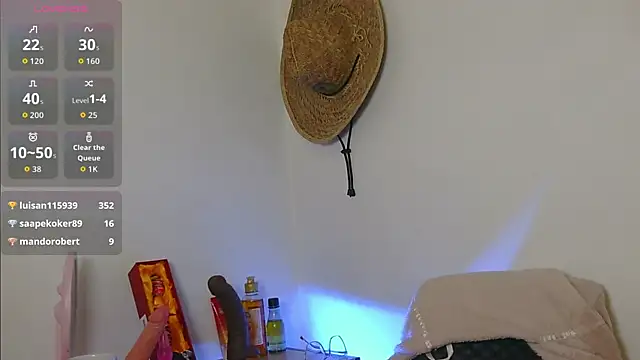 zyra_vex webcam