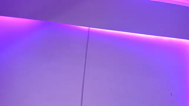 Violett_Moonx webcam