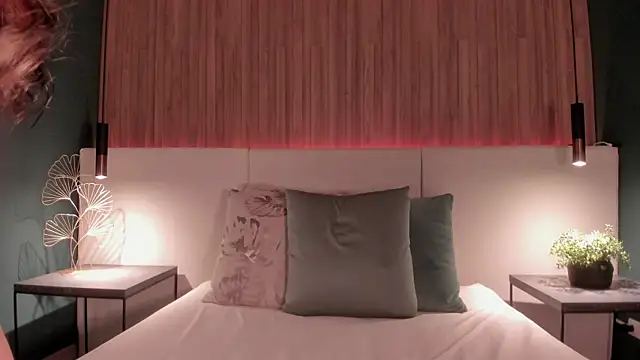 MayaLee_ webcam