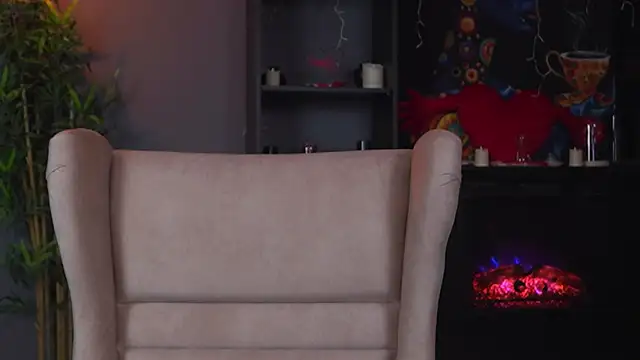 evelyn_evyyy - Evelyn_Evyyy's free webcam - UK Sex Cams