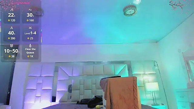 katha_Crawford webcam