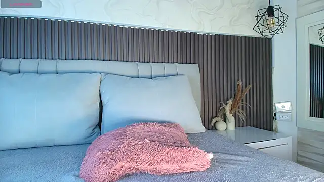 SHANONCLARK webcam