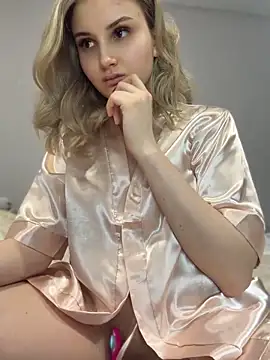AmeliaLux webcam