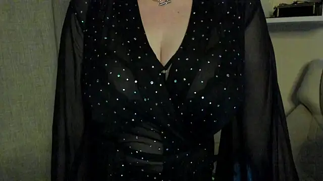 feliziadesire - FeliziaDesire's free webcam - UK Sex Cams