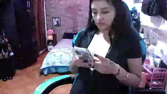 angelaqueen_ - AngelaQueen_'s free webcam - UK Sex Cams