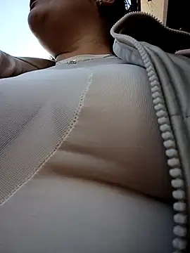 Lesly_10- webcam