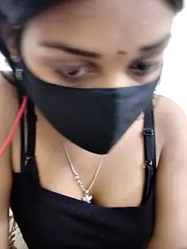 MAYA_BED_GIRL webcam