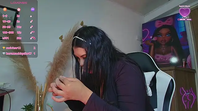 Mia_isabella__ webcam