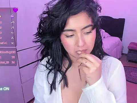 ViolettaKai webcam
