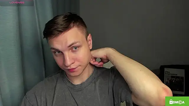 handsome_guy01 webcam