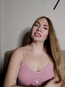 kisavixen - KisaVixen's free webcam - UK Sex Cams