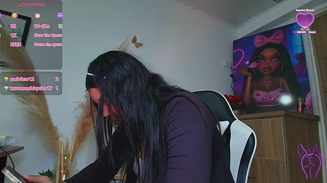 Mia_isabella__ webcam