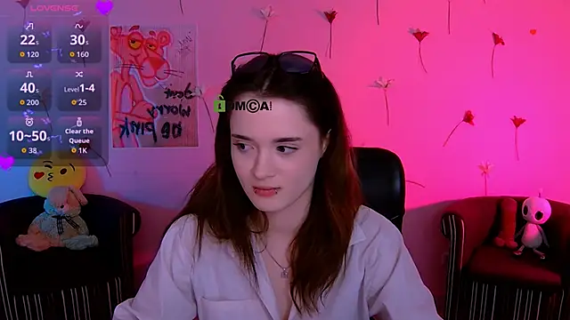 liana_kisses webcam