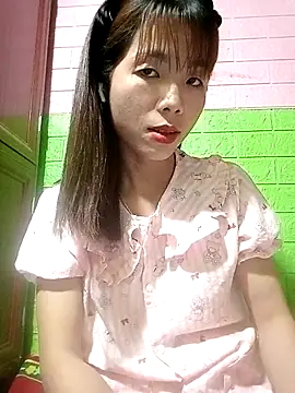 AmyLinee01 webcam