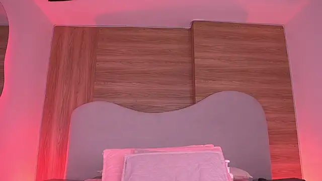 danna_berlin_ - Danna_berlin_'s free webcam - UK Sex Cams