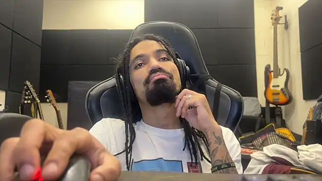 FavelaDaddyCum webcam
