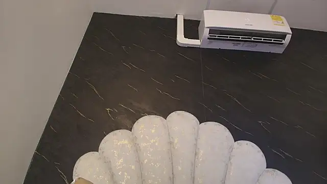 kissme_luna webcam