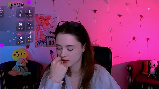 liana_kisses webcam