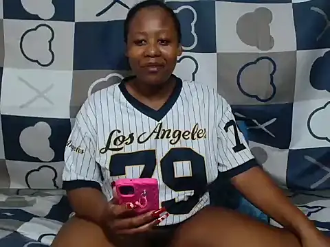 SavageHoney webcam