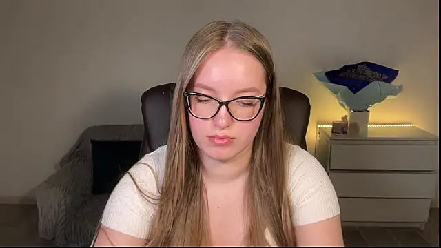 EvaMaddison webcam