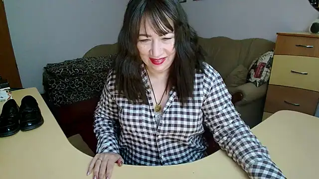 Lucretia_Goldi_ webcam