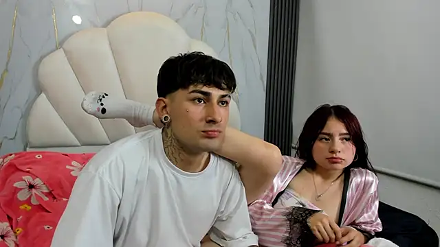 Kenji_n_Rousse webcam