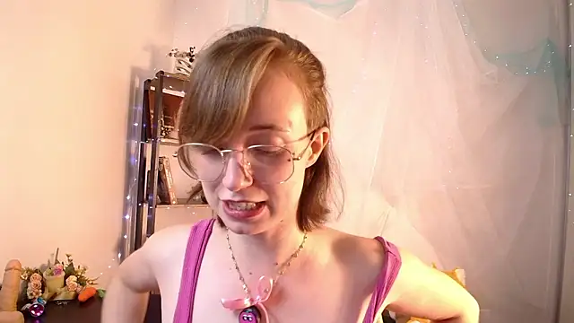 Elise_Nyx webcam