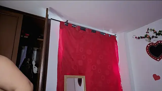 MiaCollinssx webcam