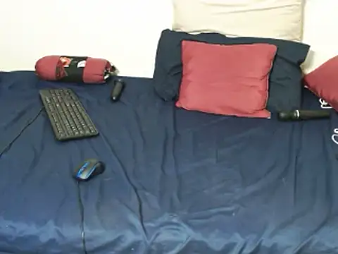 KittyPussyZA webcam