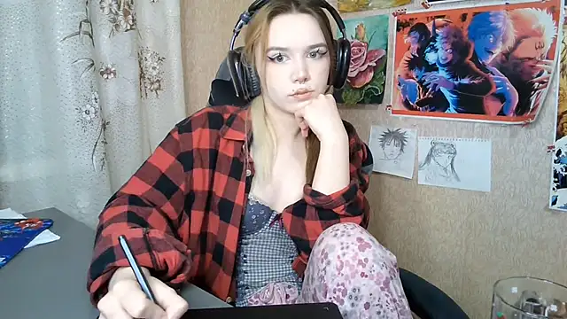 MilaTyan webcam