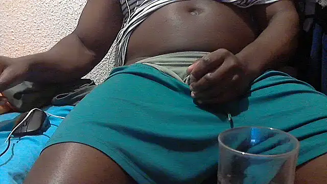 mmoiblack webcam