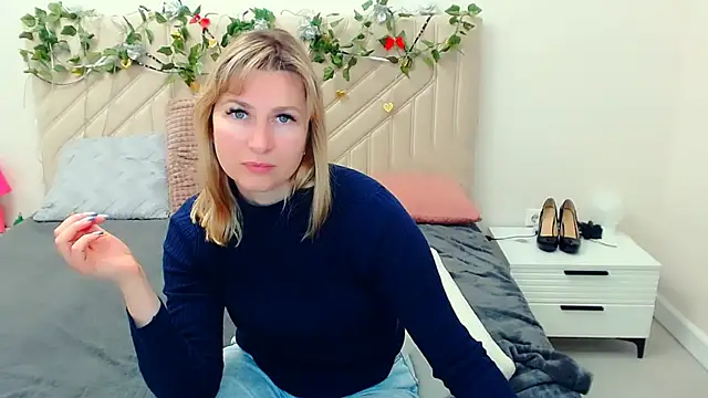 Incredible_Ariela webcam