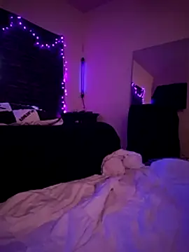 SexyAssPosingGuy webcam