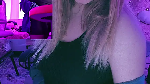 DiaAngell webcam