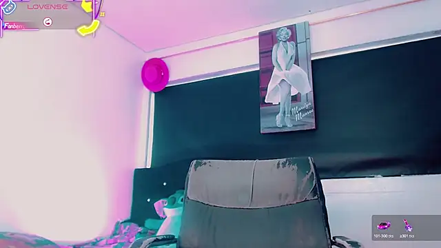 Kendall_hornyy webcam