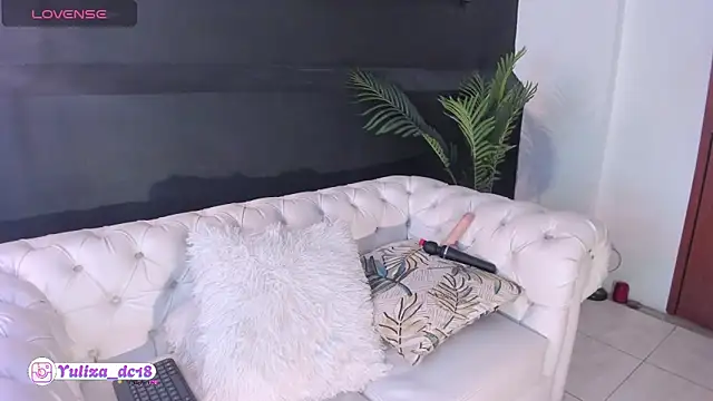 Luxury_Woman webcam